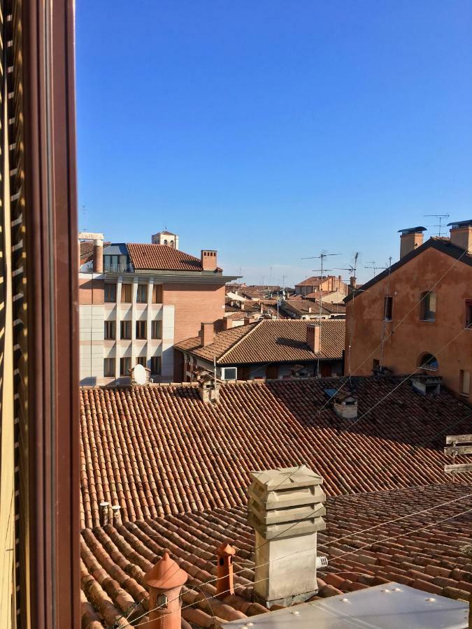 Dietro Le Volte Ferrara Kültér fotó